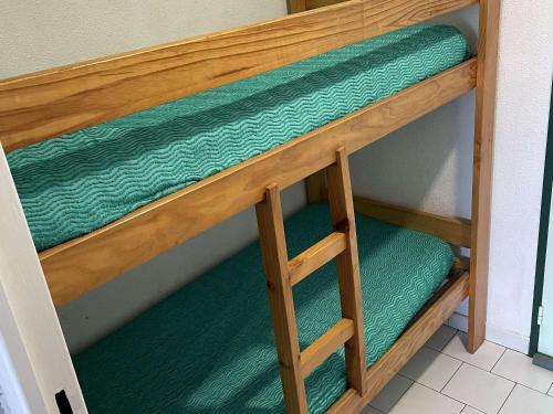 T2 Cabine, 4 Pers, Piscine, Parking, Proche Mer - FR-1-607-196