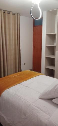 Lova arba lovos apgyvendinimo įstaigoje Hotel El Virrey Suite