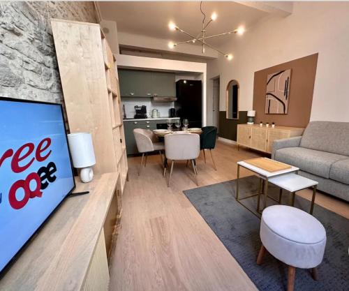 Nhà bếp/bếp nhỏ tại Appartement à deux pas des arènes de Nîmes