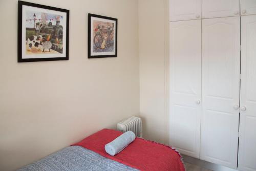 Postel nebo postele na pokoji v ubytování Laguna Grove 14
