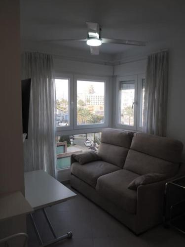 Puerto Marina-Playa Malapesquera