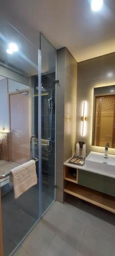 Un baño de Seabird Hotel Thien Cam