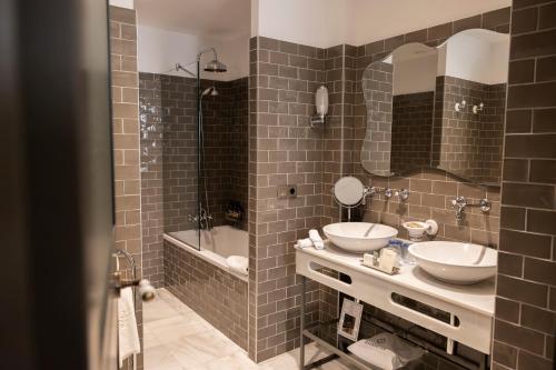 Hotel Gravina 51 photo 37