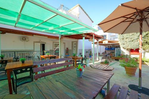 Restaurace v ubytování Cozy Veranda Kristian - Free Parking