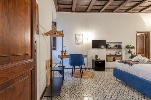 18 Ciancaleoni House