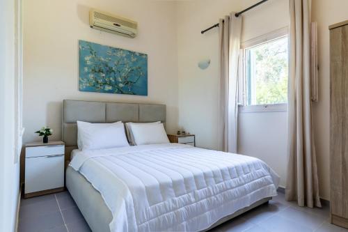 Estia B - Studios & Apartments