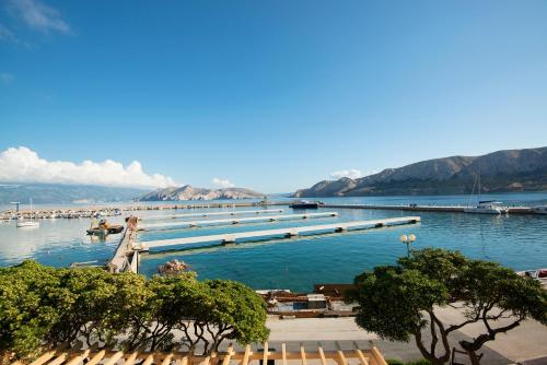 Apartment & External Bedroom Diana