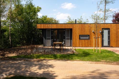 Gambar di galeri bagi Happy Oak Lodge with hottub 4 p. di Zuna