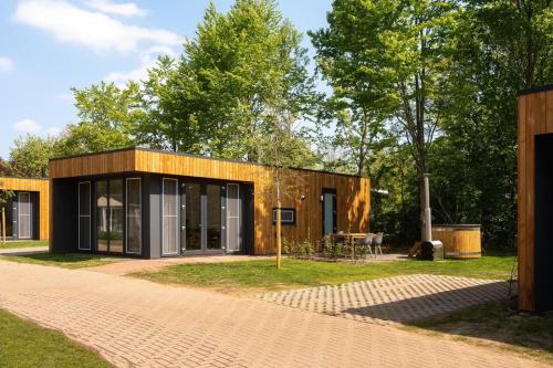 Fotografie z fotogalerie ubytování Group accommodation [7x Happy Oak Lodge 28p] v destinaci Zuna