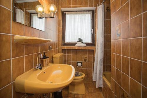 Ванная комната в Appartement - Am Bergelchen 22 Winterberg-Niedersfeld Touch of Canada