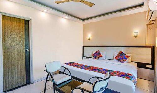 Χώρος καθιστικού στο New Prabhu Sharan By Glitz Hotels