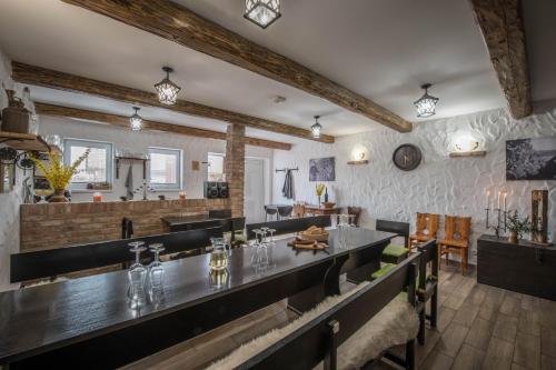 Restaurace v ubytování Sklípek Frída
