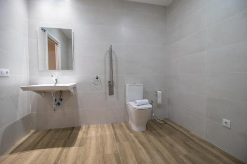 Ένα μπάνιο στο Cid 90 Flat by Concept