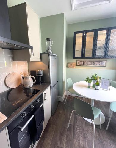 Secret Boutique Abode in Beautiful Clifton Village photo 8