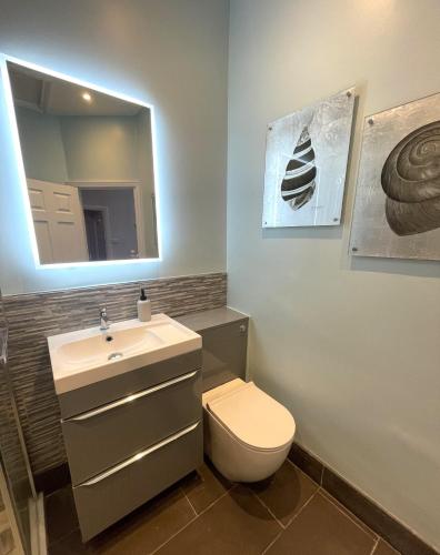 Secret Boutique Abode in Beautiful Clifton Village photo 25
