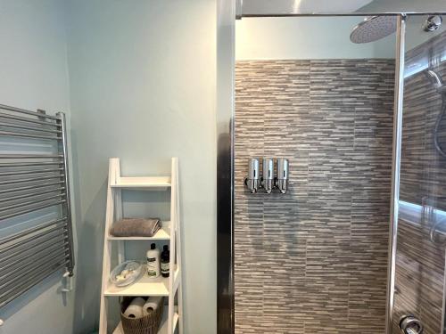 Secret Boutique Abode in Beautiful Clifton Village photo 26
