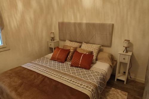 Giường trong phòng chung tại Maison en Provence