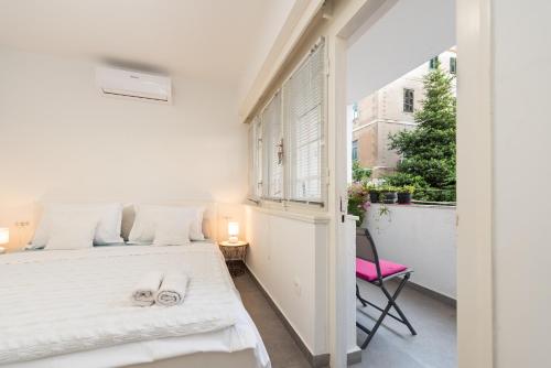 Twins Apartments