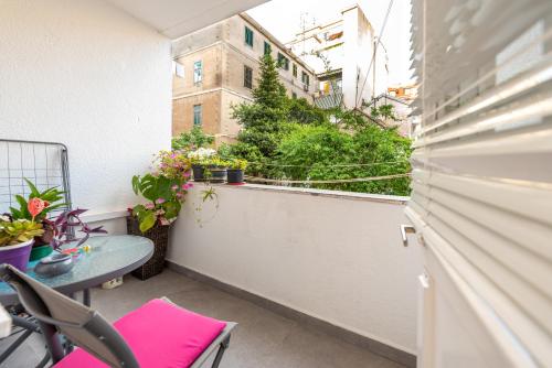 Twins Apartments