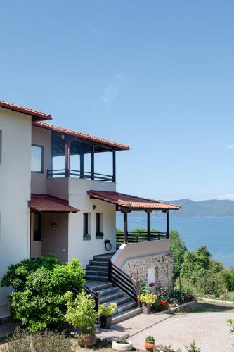 Klisouri Beach Villa