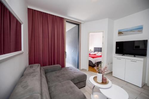 Apartment Adrian