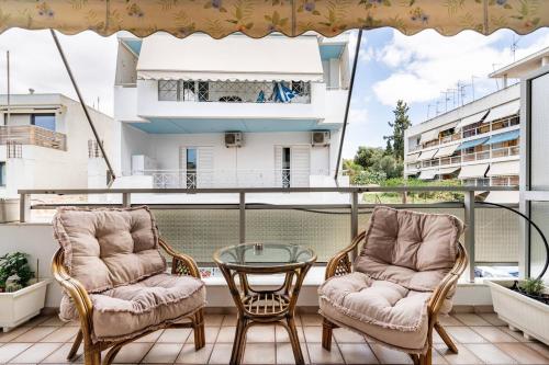 Live like an Athenian!