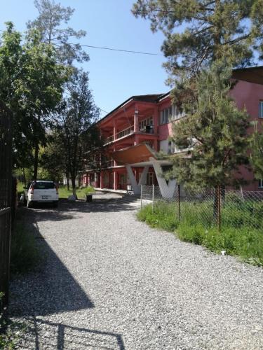 Φωτογραφία από το άλμπουμ του Hotel Ketmen Tobo σε Dzhangi-Dzhol