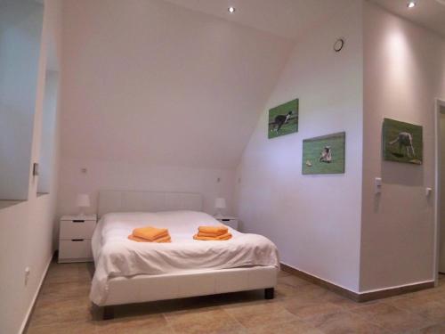 Postel nebo postele na pokoji v ubytování Wohnstudio für vier Personen