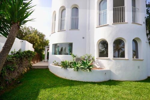 Κήπος έξω από το Villa Esmeralda