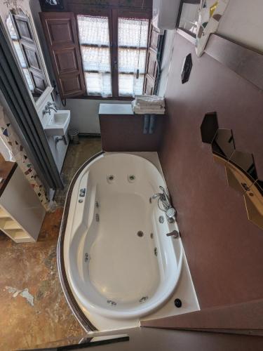 Salle de bains dans l'établissement Las Casas de Isu