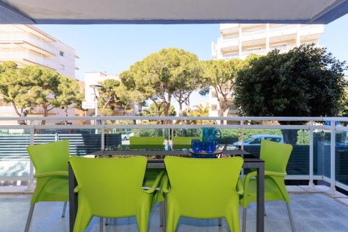 UHC LA CUMBRE APARTMENTS