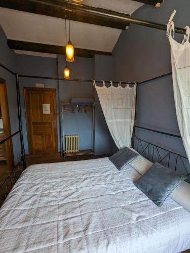 Un ou plusieurs lits dans un hébergement de l'établissement Las Casas de Isu