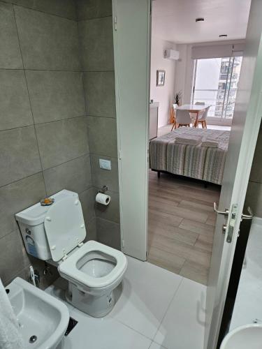 RM&Asociados tesisinde bir banyo