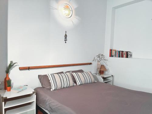 Ένα ή περισσότερα κρεβάτια σε δωμάτιο στο Spacious house, ideal for families