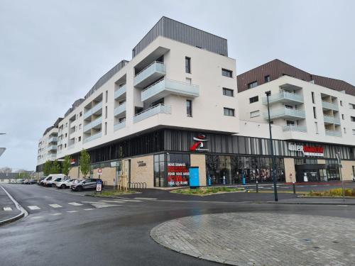 T2 design proche gare/Intra-M/Sillon, garage privé