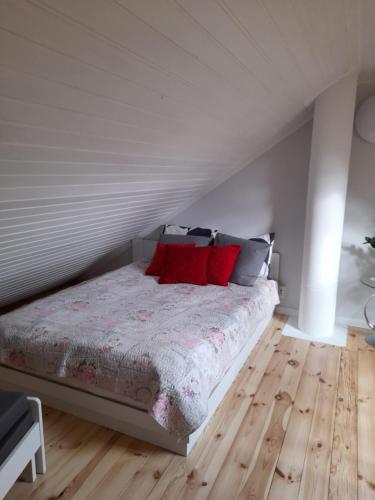 Postel nebo postele na pokoji v ubytování Villa Aili