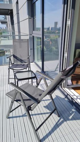 Penthouse height Flat, City View Balcony, Quiet, Free Wifi, Gym & More Minimalistic Home photo 28