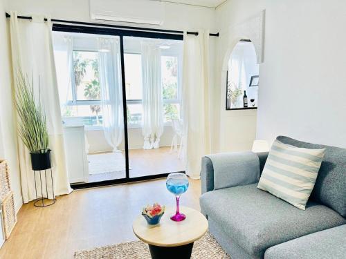 Estudio Pepa Luna Algarrobo Beach