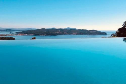 Amazing view seaside villa