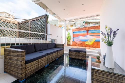 Amazing and central penthouse with terraces in the heart of Napoli
