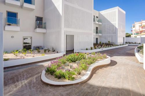 Concha is a NEW apartment * 5min walk to the beach