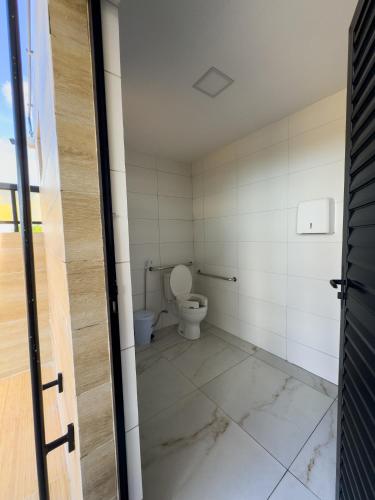 Un baño de PERFEIÇÃO do Cabo Branco - FLAT a 4 minutos da Praia
