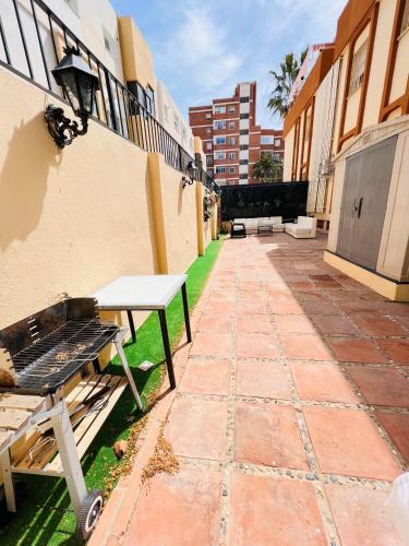La Gran Playa,Piscina Terraza y parking 8 personas