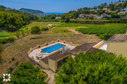 Bazén v ubytování Villa Gema by Abahana Villas nebo v jeho okolí