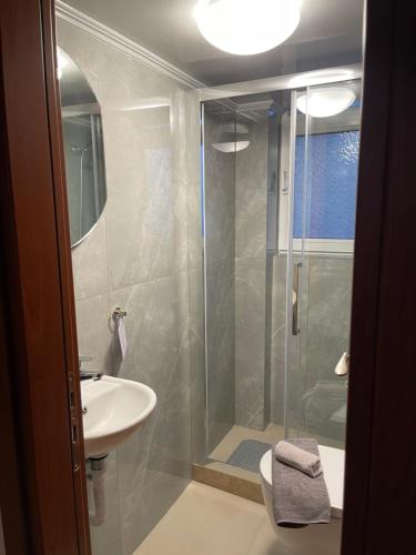 Koupelna v ubytování Almeta Apartment
