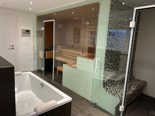 Koupelna v ubytování Traumwohnung mit eigenem Spa