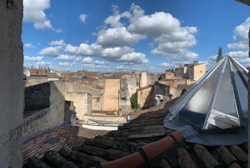a view of a city from the roof of a building at La loge des Salinières in Bordeaux