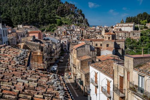 an aerial view of a city with buildings at Gratteri Holiday Appartamento Rapi Pitittu in Gratteri