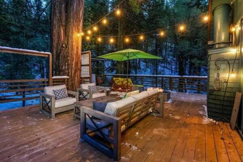 Patio nebo venkovní prostory v ubytování Starlight Cabin