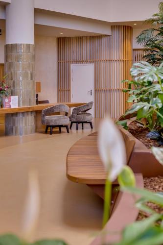 Χώρος καθιστικού στο Falésia Hotel - Adults Only